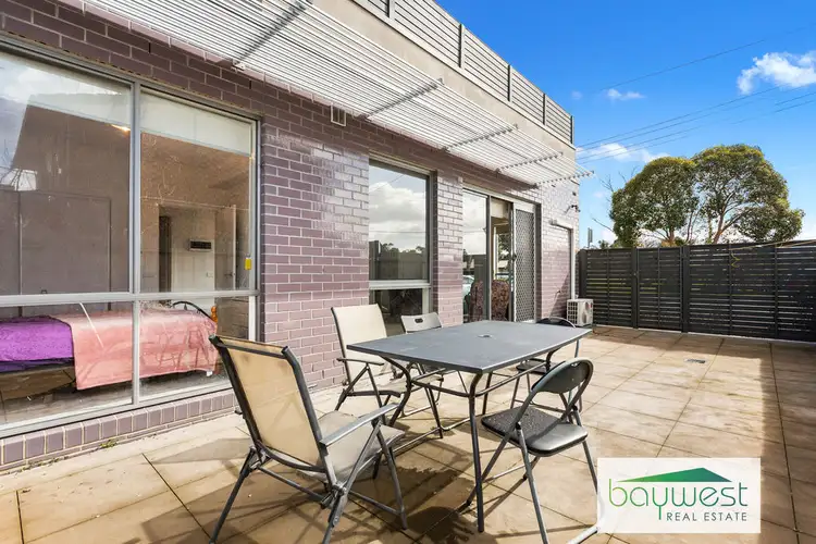 2/115 High Street, Hastings VIC 3915