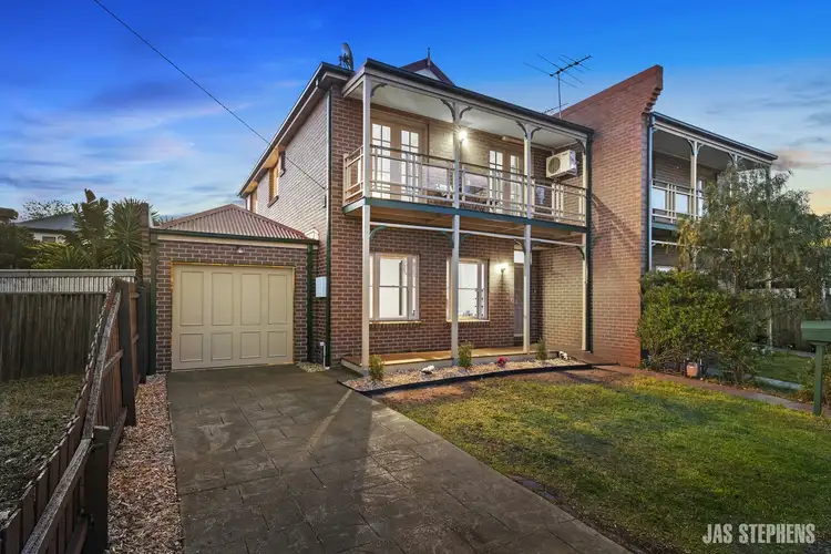 27 Steele Street, Newport VIC 3015