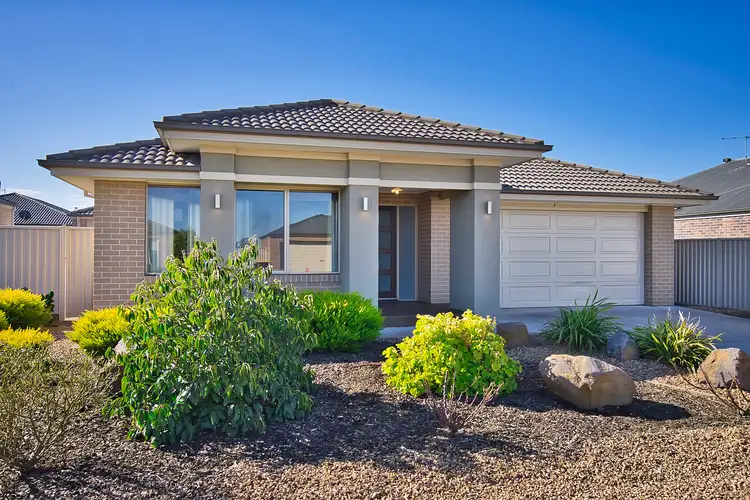 12 Chiffley Drive, Delacombe VIC 3356