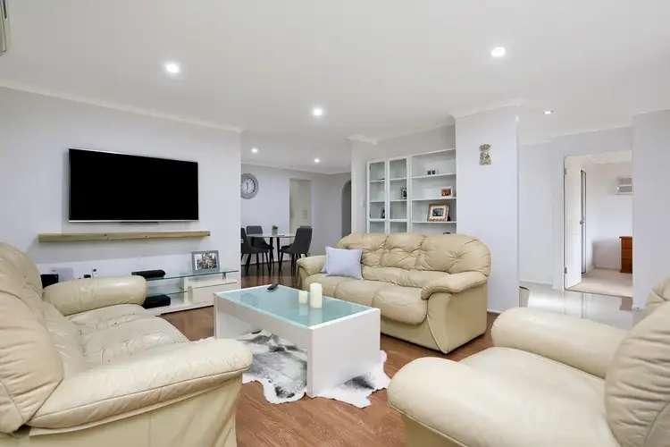 193 Banks Drive, St Clair NSW 2759