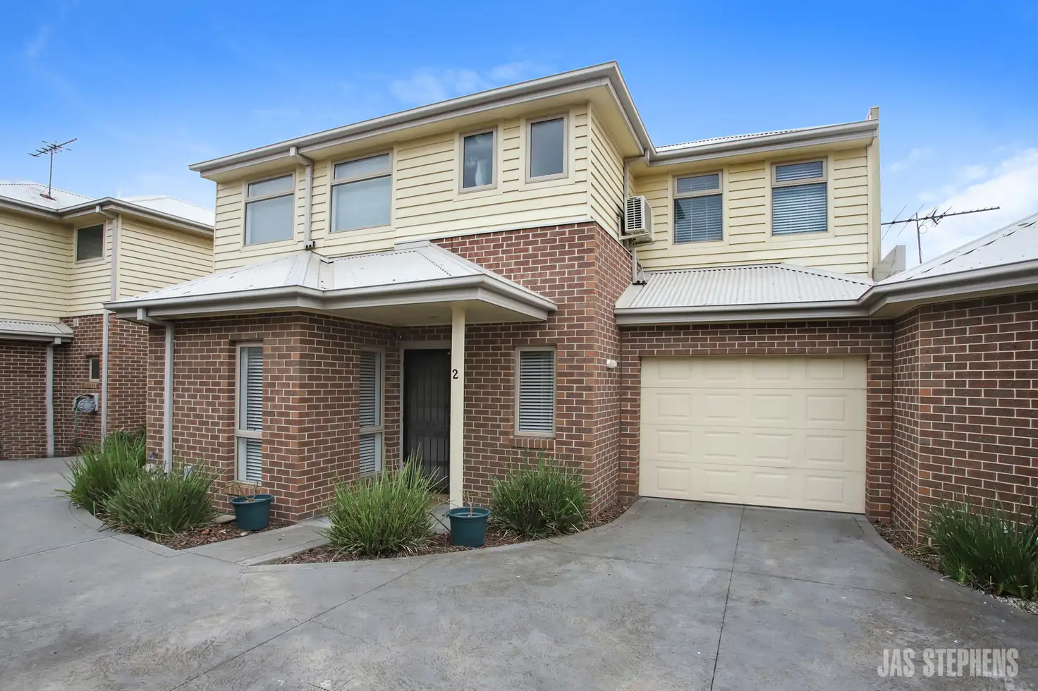 Main view of Homely townhouse listing, 2/45 Paxton Street, South Kingsville VIC 3015