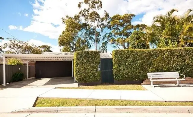64 Ridgeway Avenue, Southport QLD 4215