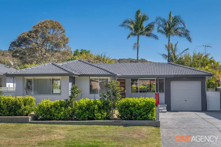 122 Park Avenue, Caves Beach NSW 2281