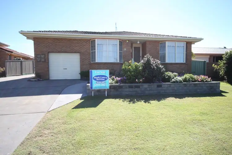 1/3 Commodore Place, Tuncurry NSW 2428