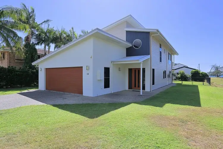 18 Oleander Street, Woodgate QLD 4660