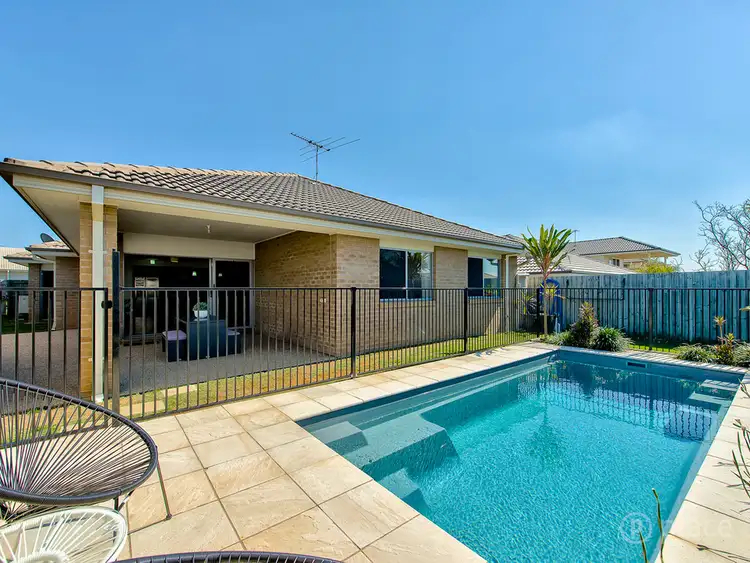 128 Mackintosh Drive, North Lakes QLD 4509