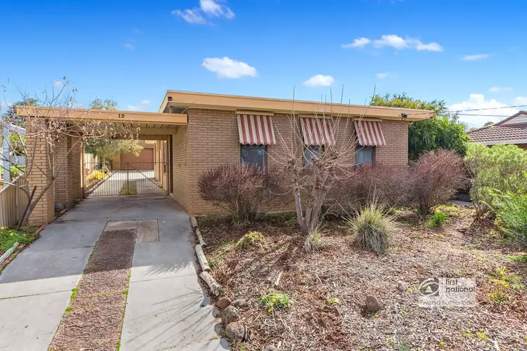 12 Strathdale Crescent, Strathdale VIC 3550