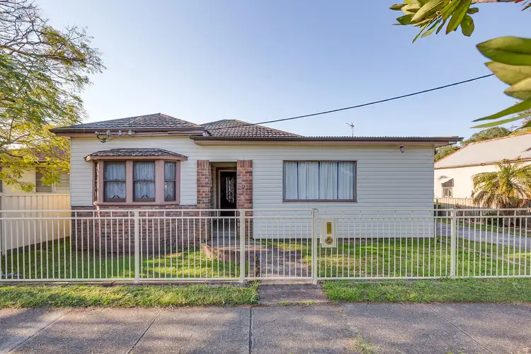 31 Anderson Drive, Tarro NSW 2322