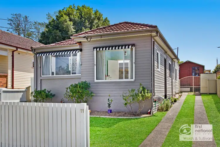 11 Frances Street, Northmead NSW 2152