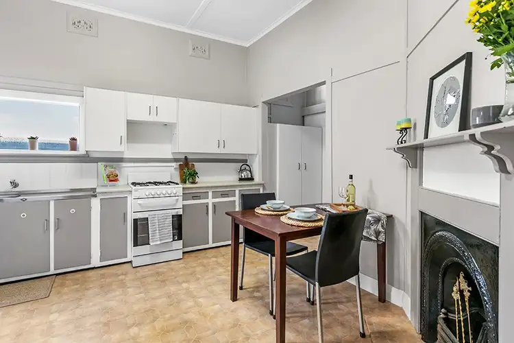 15 Lawson Street, Hamilton NSW 2303
