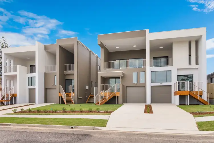 Main view of Homely townhouse listing, 2/32 Stewart St, The Entrance North NSW 2261