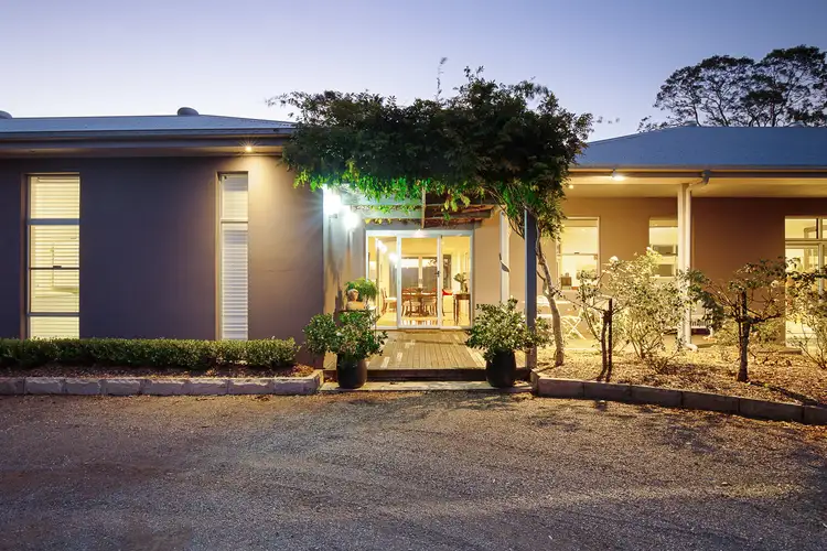 6 Reynolds Close, Duns Creek NSW 2321