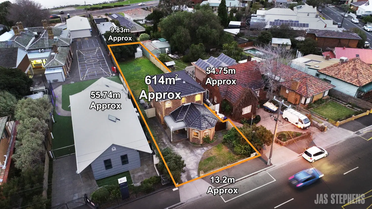 Main view of Homely house listing, 194 Douglas Parade, Newport VIC 3015