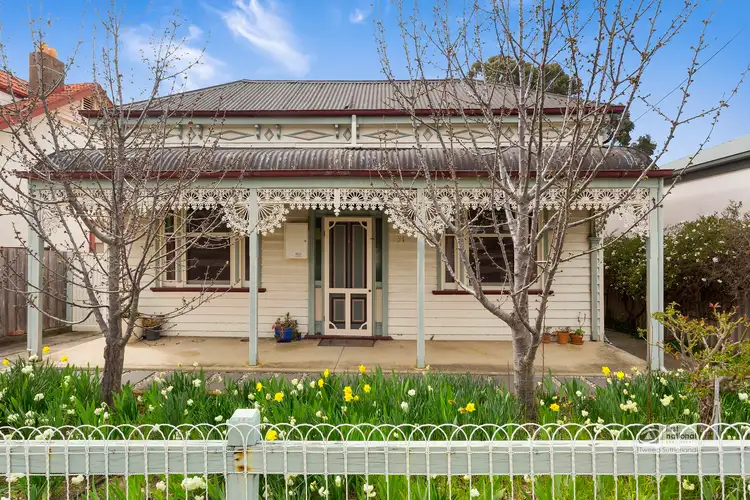 51 Carpenter Street, Quarry Hill VIC 3550
