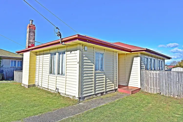 16 Paterson Crescent, George Town TAS 7253