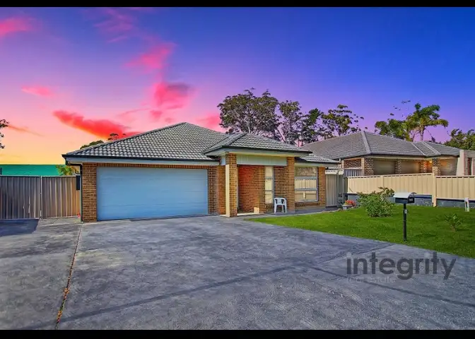 15 Avro Avenue, Sanctuary Point NSW 2540