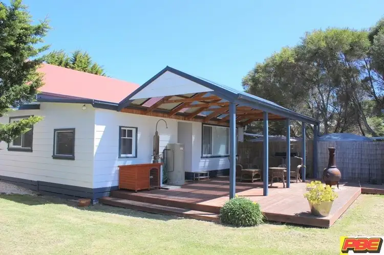62 CANTERBURY ROAD, Venus Bay VIC 3956