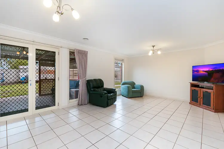 Seventh view of Homely house listing, 11 Donegal Court, Portland VIC 3305