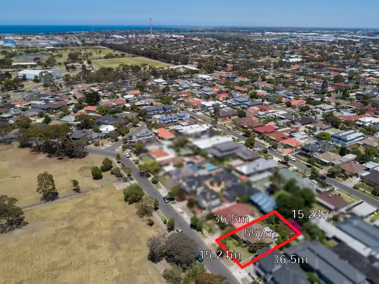 15 Sutton Avenue, Altona North VIC 3025