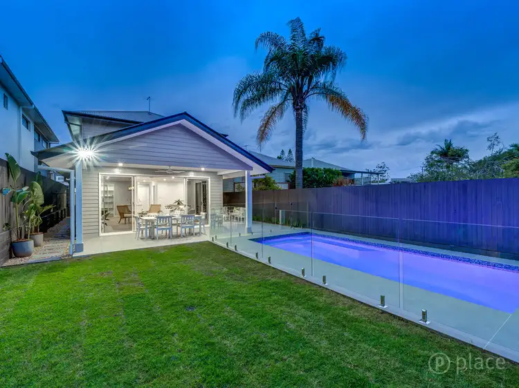 18 Windemere Avenue, Morningside QLD 4170