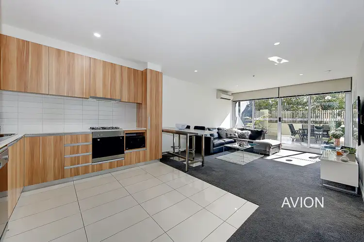 2/2 La Scala Avenue, Maribyrnong VIC 3032