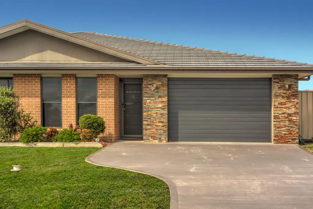 Main view of Homely semi-detached listing, 13b Nutans Crest, South Nowra NSW 2541