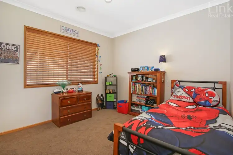 Seventh view of Homely house listing, 11 Newton Circuit, Thurgoona NSW 2640