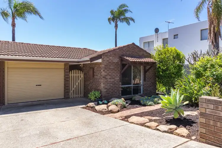 Second view of Homely semi-detached listing, 5 Widgeon Close, Stirling WA 6021