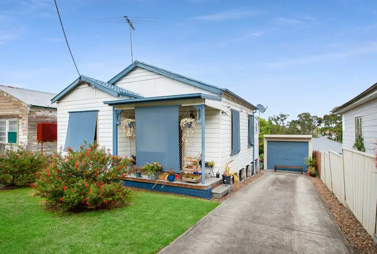 17 Mawson Street, Shortland NSW 2307