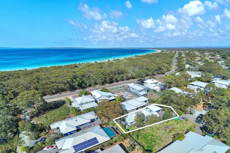 23 Sandlewood Cove, Callala Beach NSW 2540