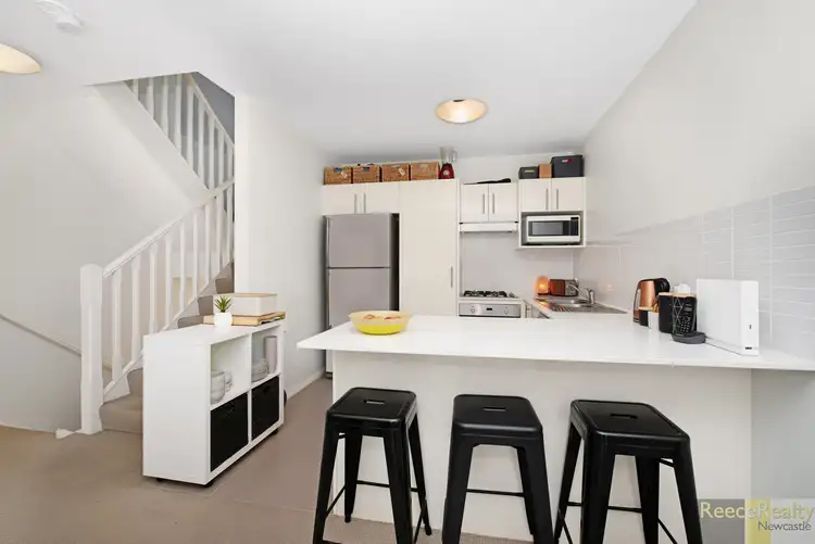 Second view of Homely house listing, 32/4 Crawford Lane, Mount Hutton NSW 2290