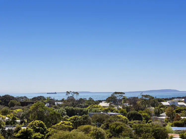 24 Maryrose Street, Blairgowrie VIC 3942