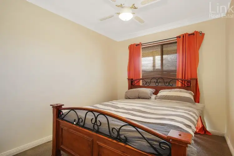 Sixth view of Homely house listing, 10 Cedar Court, Thurgoona NSW 2640