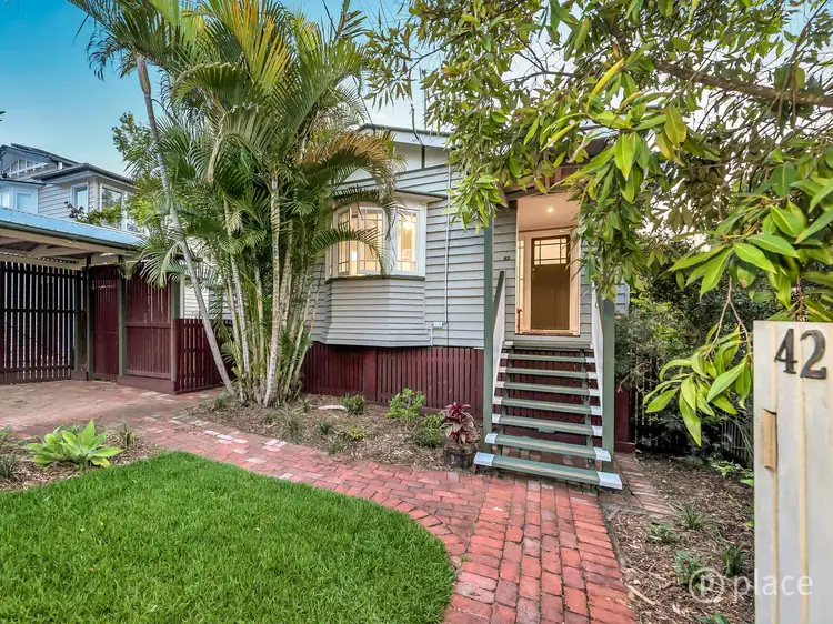 42 Accession St, Bardon QLD 4065