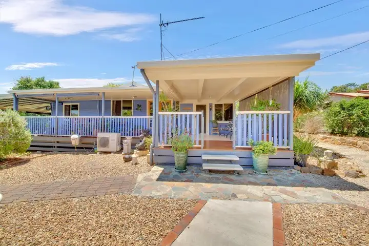 5 GLEN GORDON STREET, Mount Morgan QLD 4714