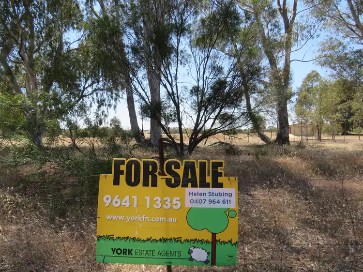 LOT 210 Hamersley Street, Beverley WA 6304
