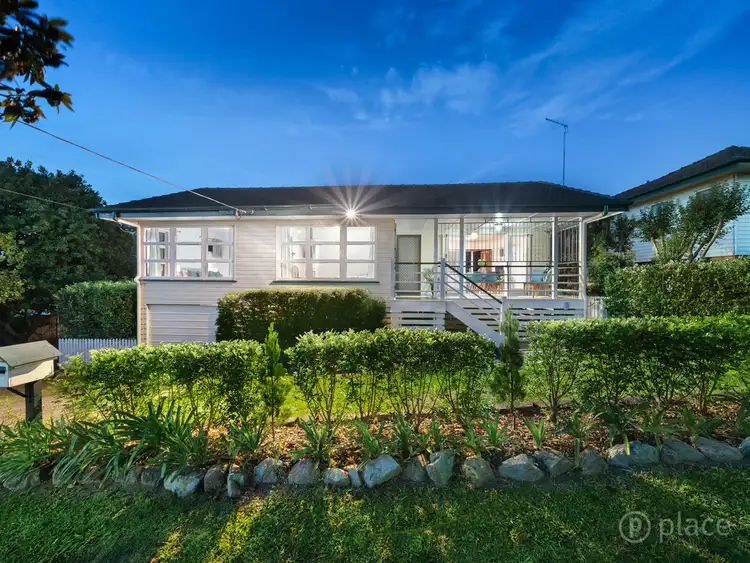 4 Besson Street, Stafford Heights QLD 4053