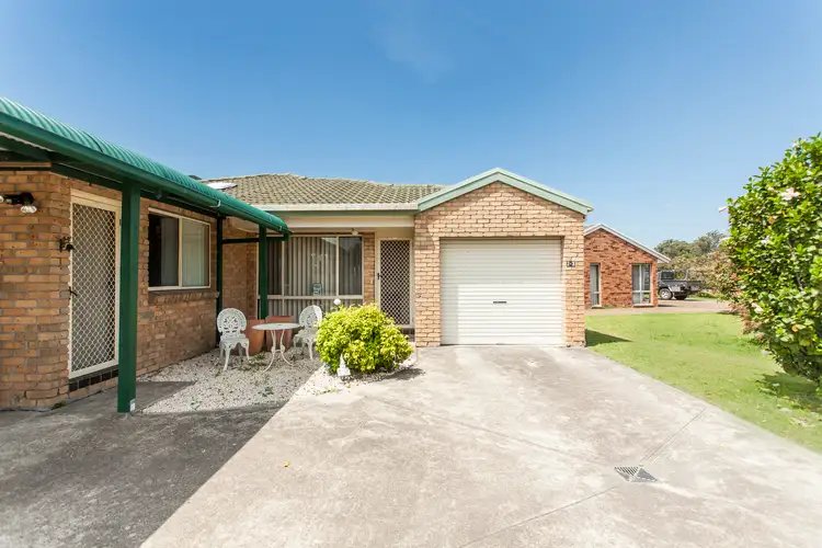 2/3 Eskdale Drive, Raymond Terrace NSW 2324