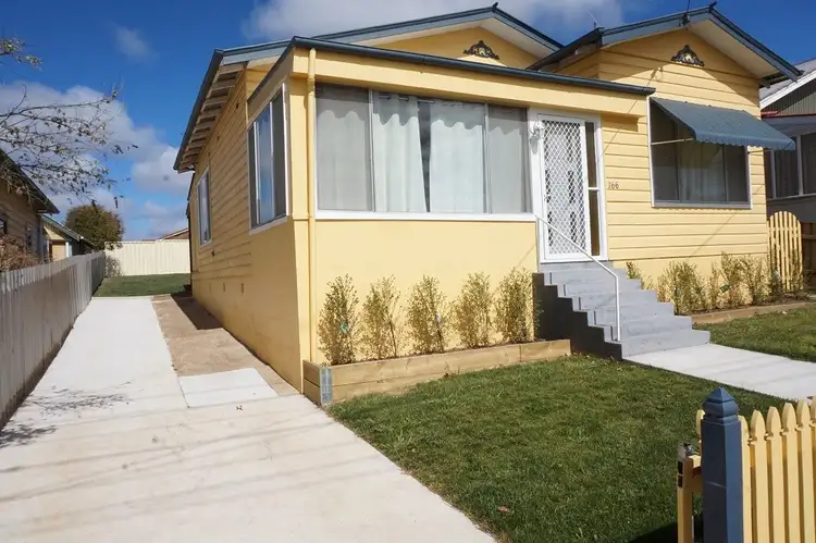 166 Clinton Street, Goulburn NSW 2580