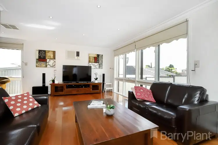 Fourth view of Homely house listing, 8 Forest Court, Gladstone Park VIC 3043