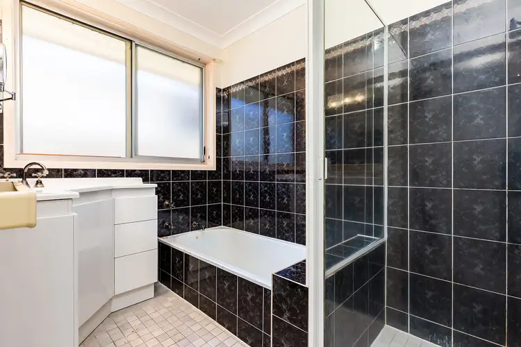 Fifth view of Homely house listing, 17 Sapphire Drive, Tarro NSW 2322