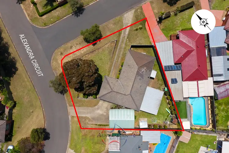 Fourth view of Homely house listing, 5 Alexandra Circuit, St Clair NSW 2759