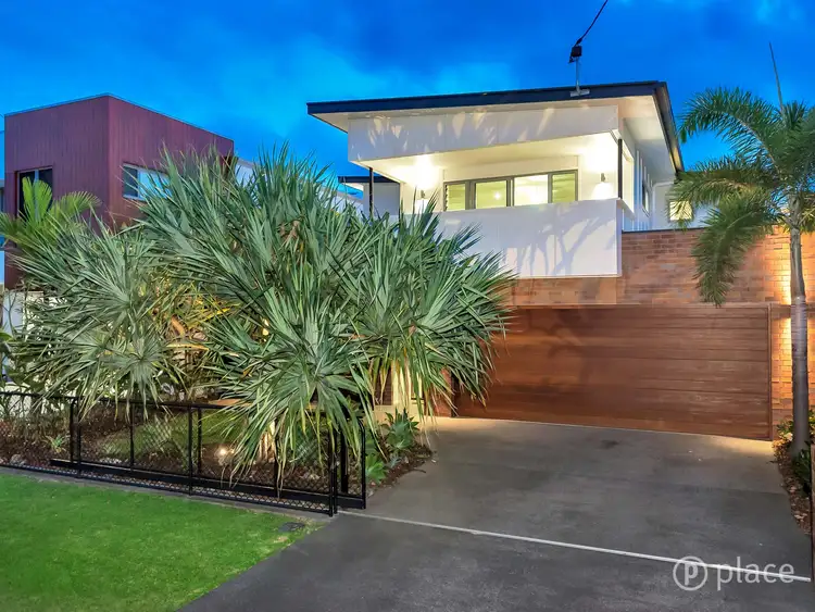 25 White Street, Graceville QLD 4075