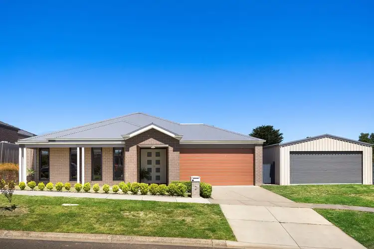 2 Scanlan Drive, Elliminyt VIC 3250