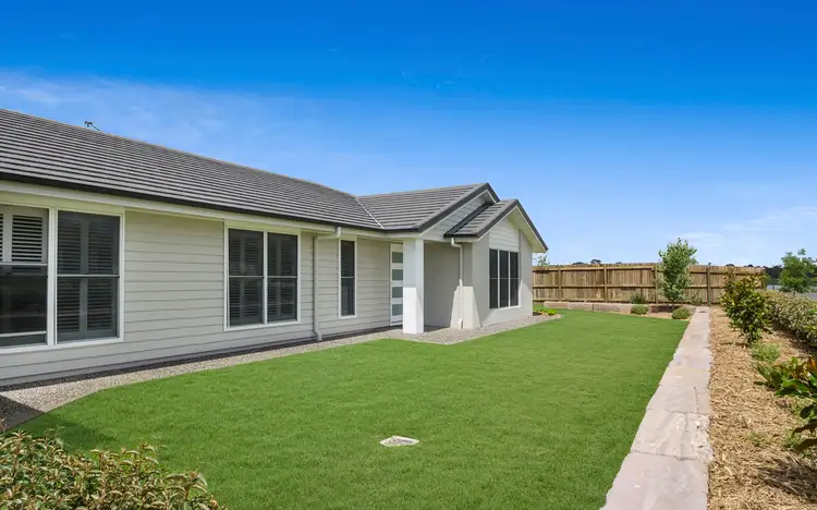 Second view of Homely house listing, 18 Lakeview Avenue, Warwick QLD 4370