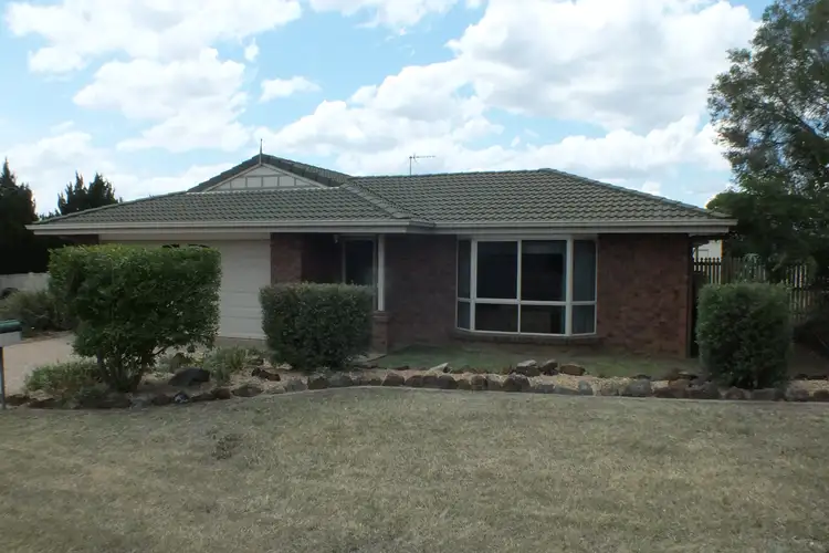 15 Doncaster Drive, Warwick QLD 4370