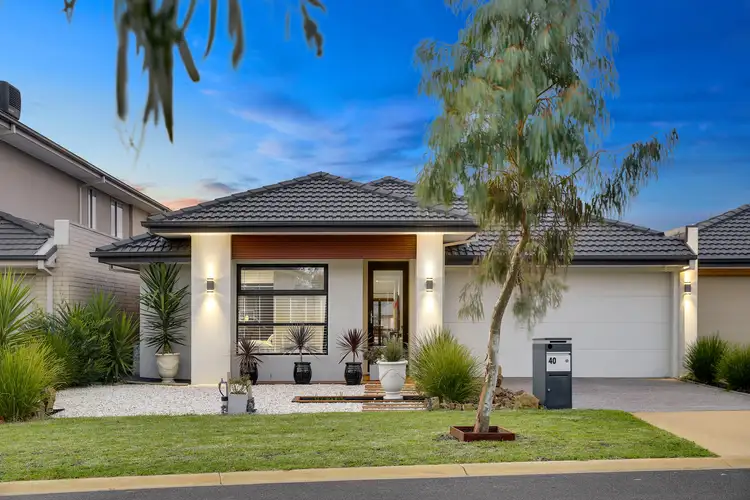 40 Greenside Circuit, Sandhurst VIC 3977