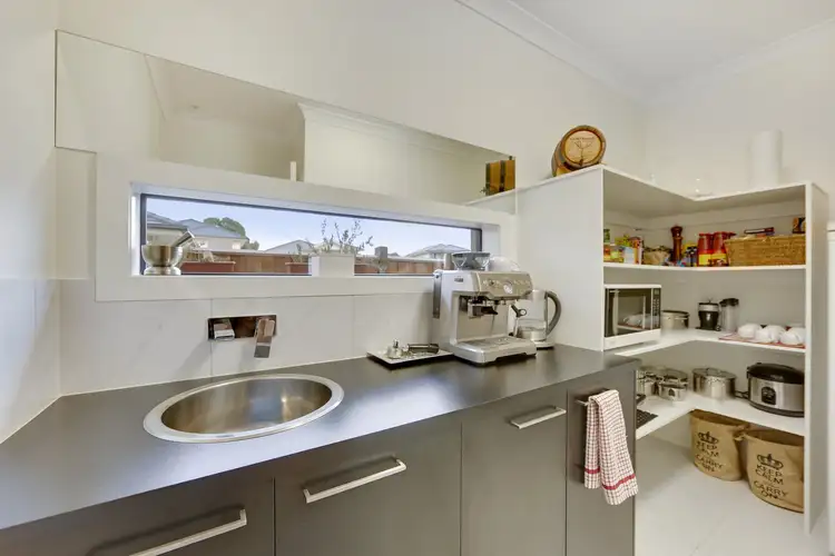 Sixth view of Homely house listing, 40 Greenside Circuit, Sandhurst VIC 3977