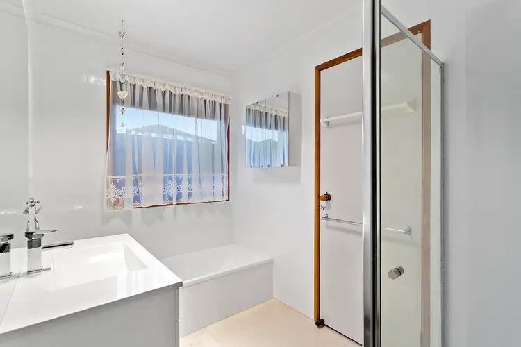 Fourth view of Homely house listing, 11 Westminister Court, Hampton Park VIC 3976