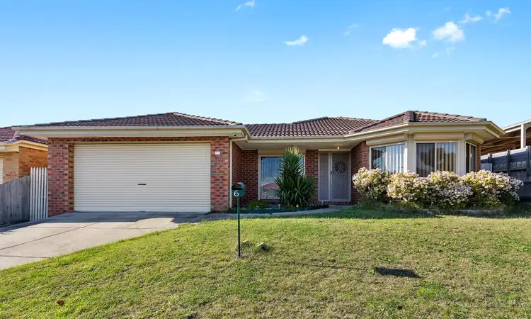 6 Baez Way, Hampton Park VIC 3976